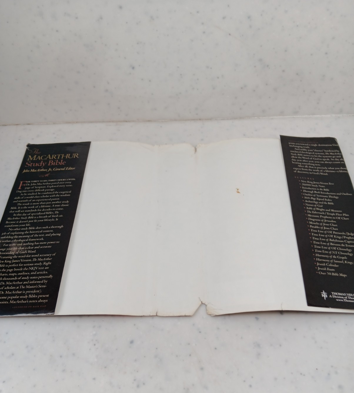 The MacArthur Study Bible John MacArthur 1997 NKJV Thomas Nelson