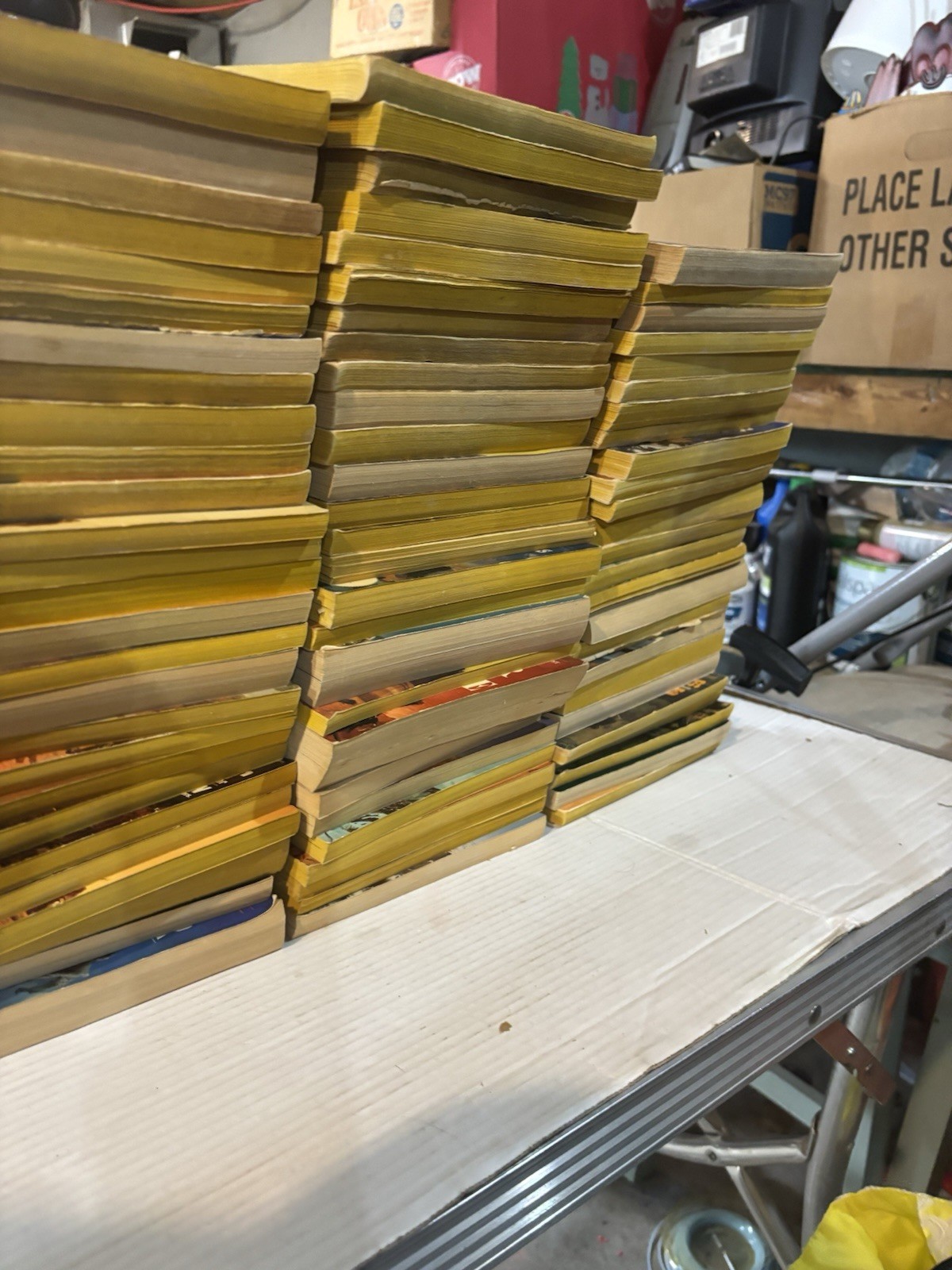 Huge Louis L’Amour Lot of 150 Western Paperback Books Vintage Collection