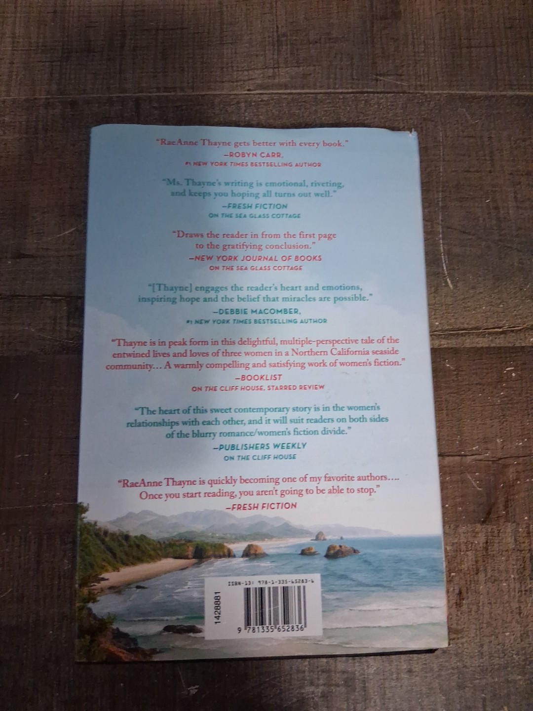The Cafe at Beach End – Paperback By Thayne, RaeAnne – GOOD