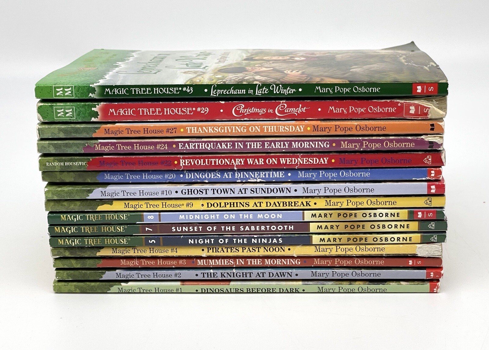 Lot 15 Magic Tree House Merlin Missions 1-5, 7-10, 20, 22, 24, 27, 29, 43 PB