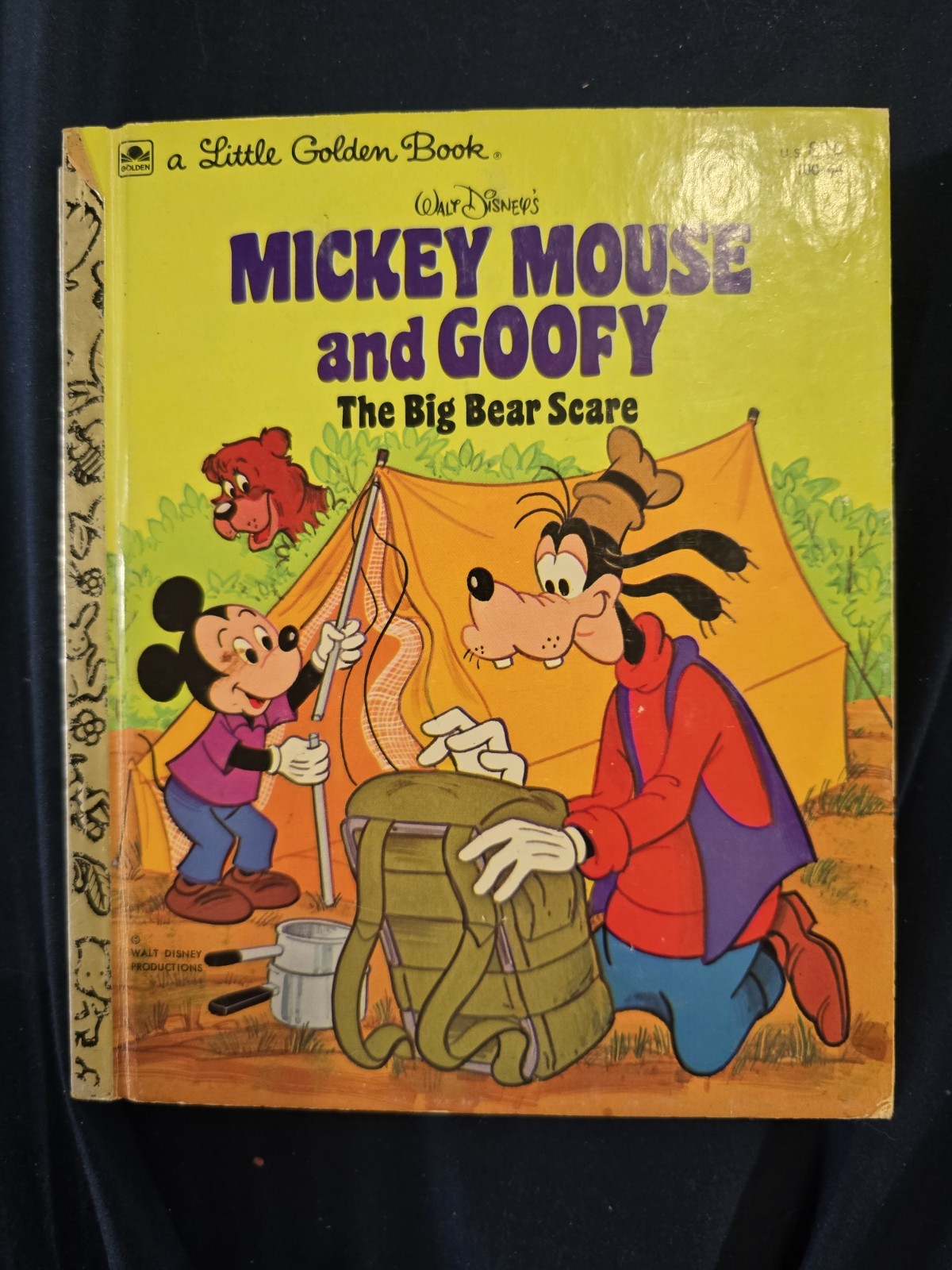 Walt Disney’s Mickey Mouse & Goofy Bear Scare #100-54 A Little Golden Book…