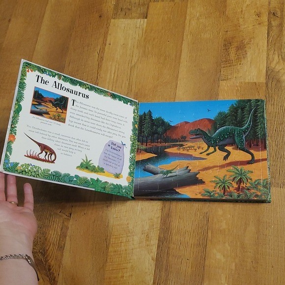 Jigsaw Dinosaurs Puzzle Book