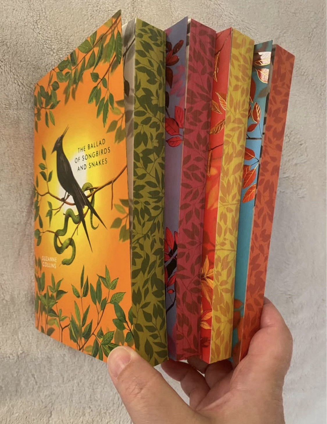 Hunger Games: Deluxe Edition by Suzanne Collins (2025, Trade Paperback)