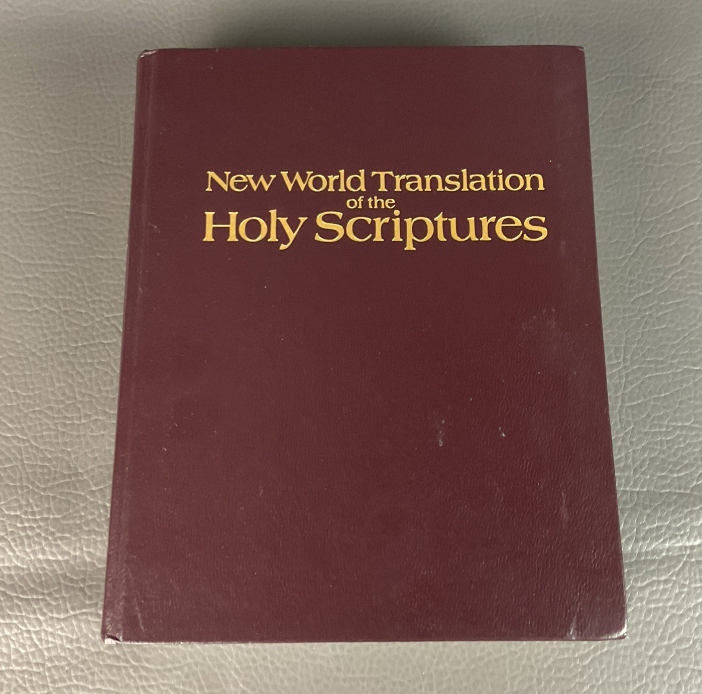 New World Translation of the Holy Scriptures Hardcover Bible 1984 Watchtower