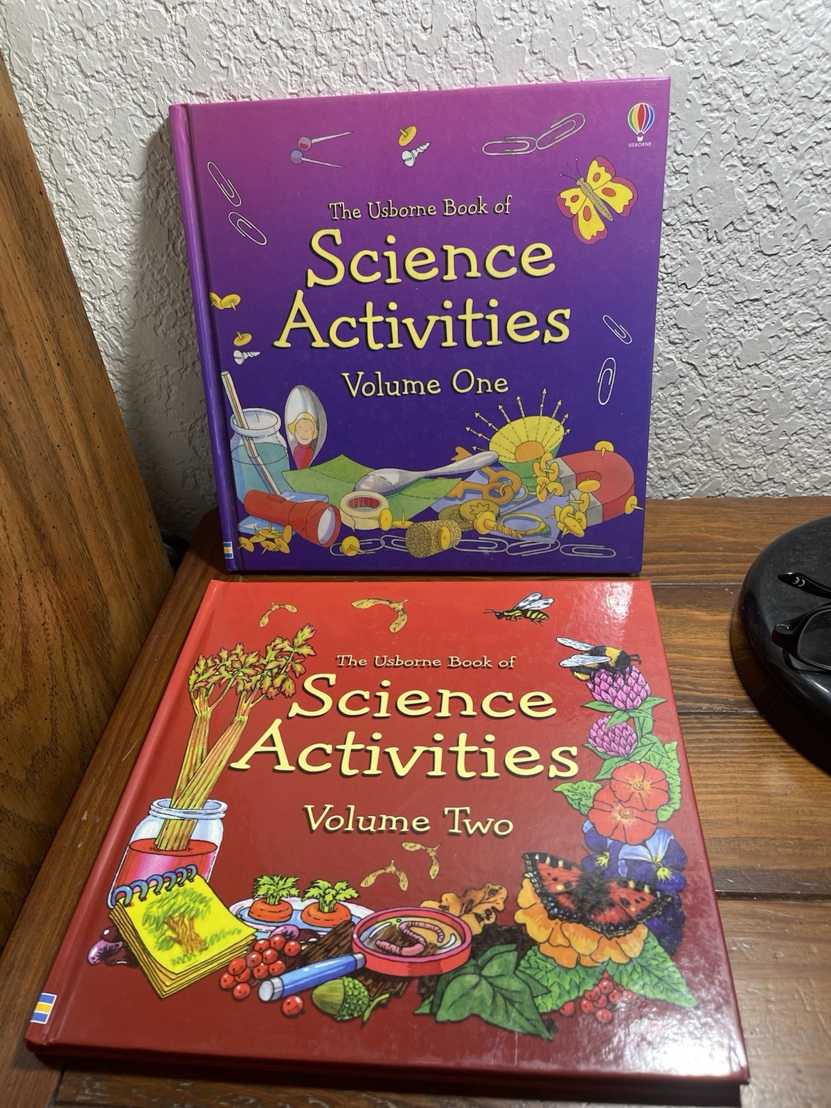 Science Activities by M. Unwin (2009, Hardcover) volume 1 and 2