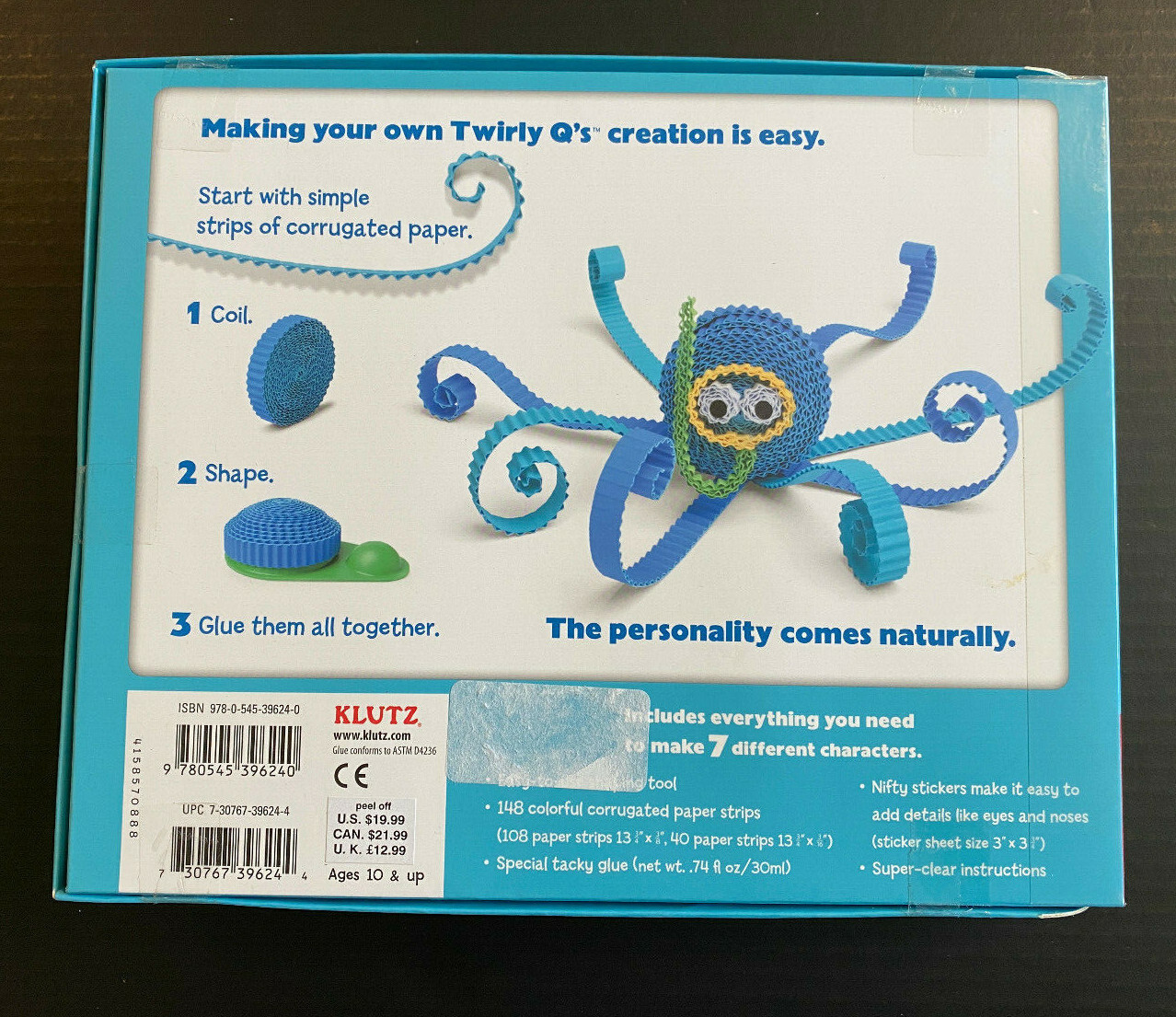 Twirly Q’s: Make Irresistible Cardboard Creations by Anne Akers Johnson