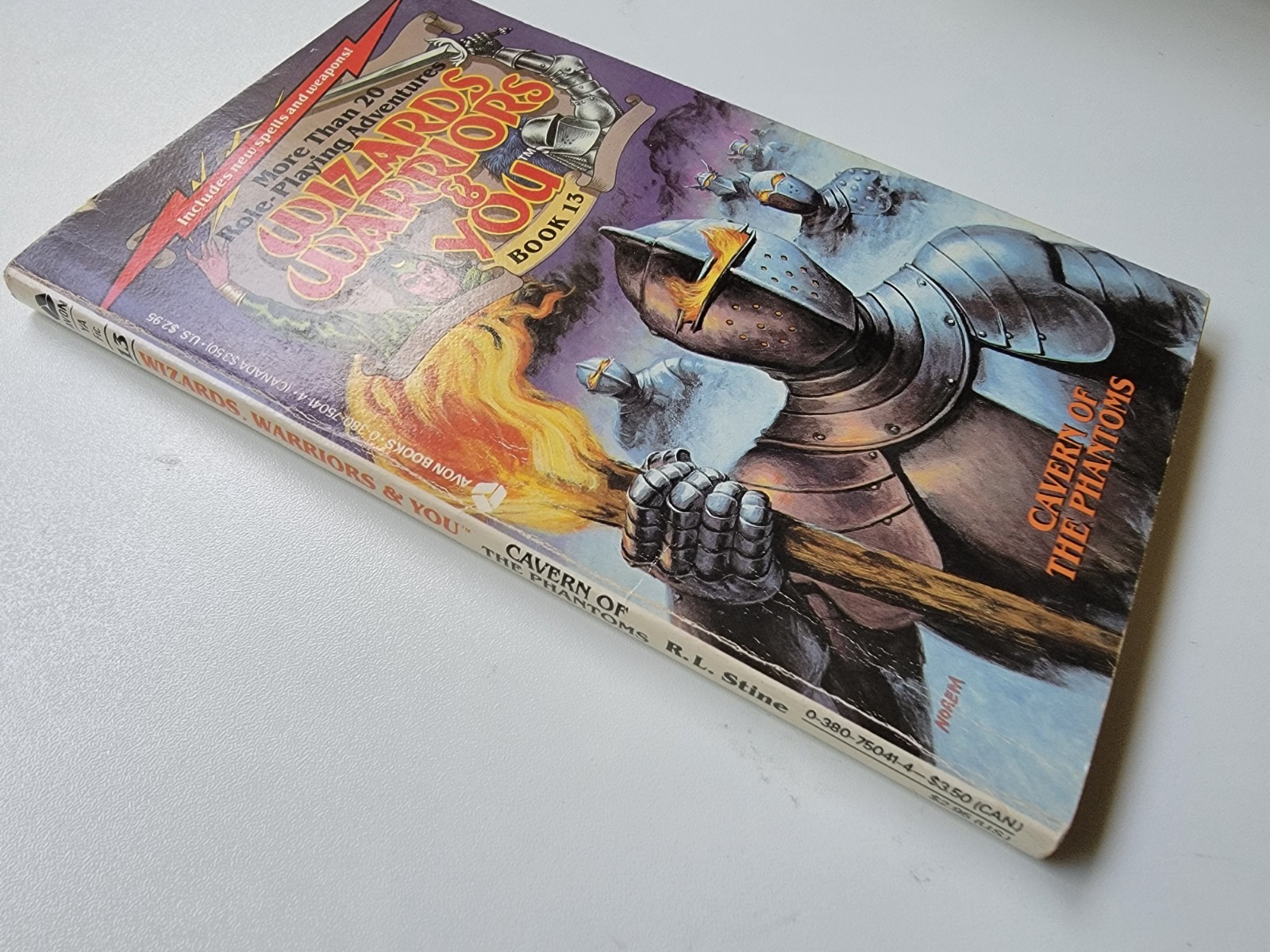 WIZARDS WARRIORS & YOU #13 CAVERN OF THE PHANTOMS R.L. Stine Avon 1st 1986
