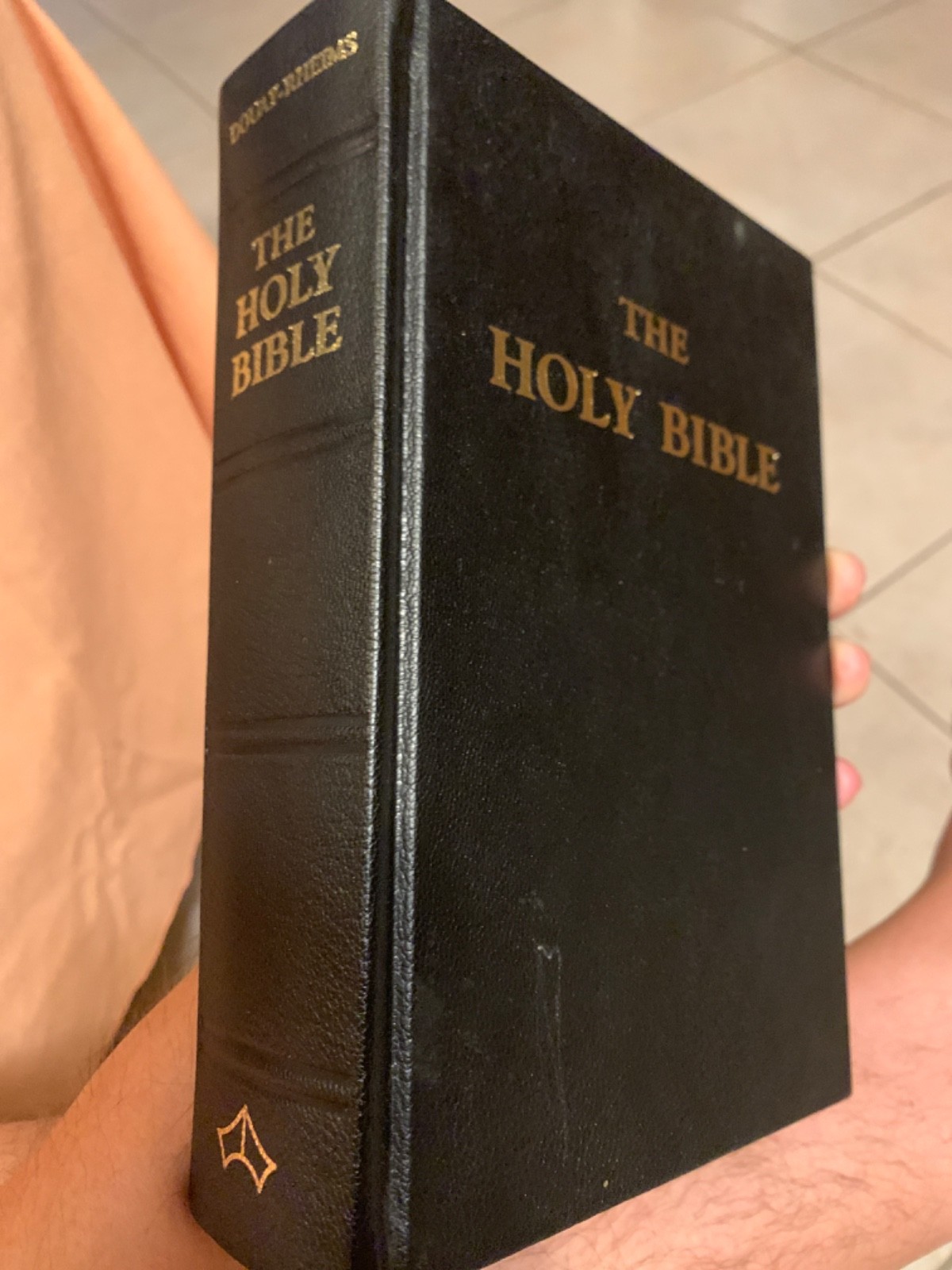 DOUAY RHEIMS BIBLE BORONIUS PRESS STANDARD SIZE BLACK HARDCOVER VERY GOOD