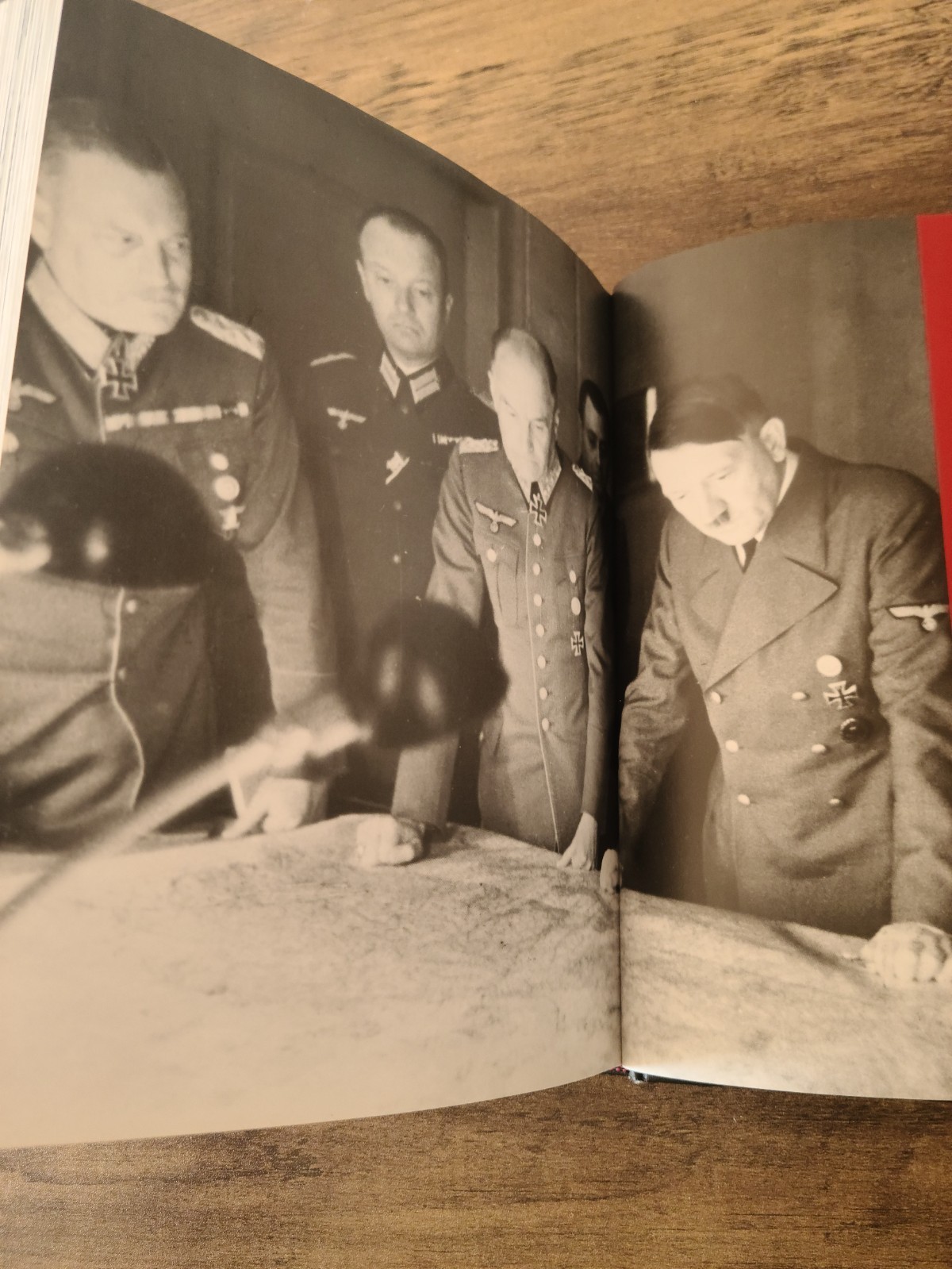 Hitler’s Armies: A History Of The German War Machine 1939-1945, By Chris McNab