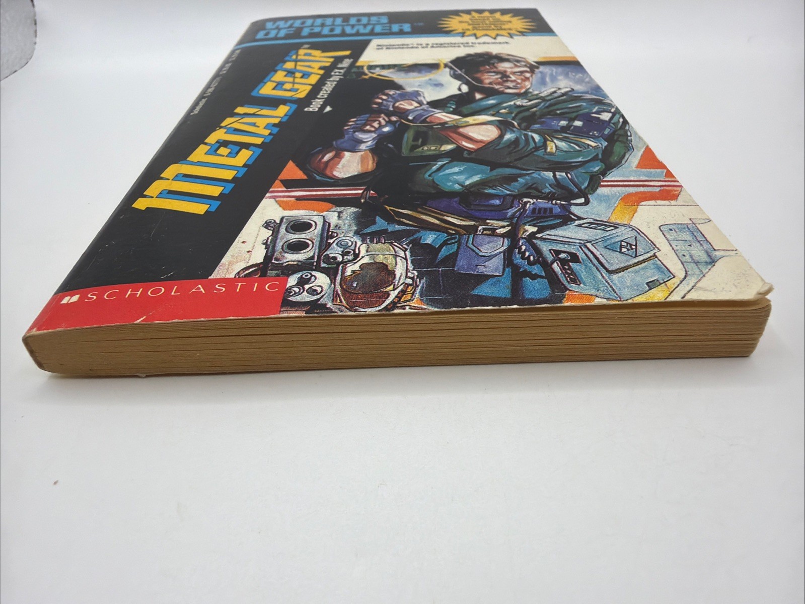 Metal Gear (Worlds of Power) #2 Nintendo Video Games Pb Book 1st Ed