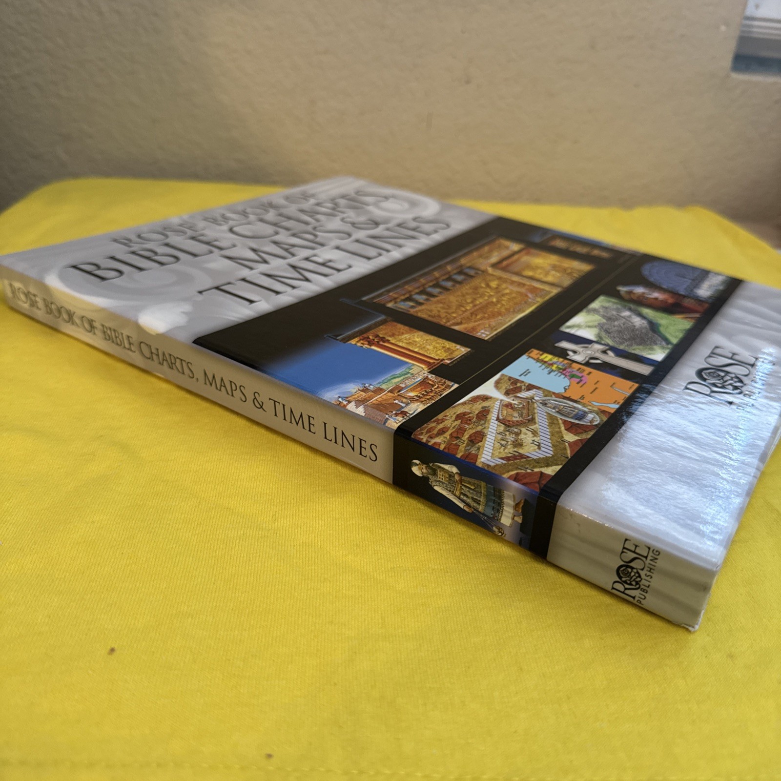 Rose Book of Bible Charts, Maps & Time Lines 2005 Rose Publishing Spiral HC Good