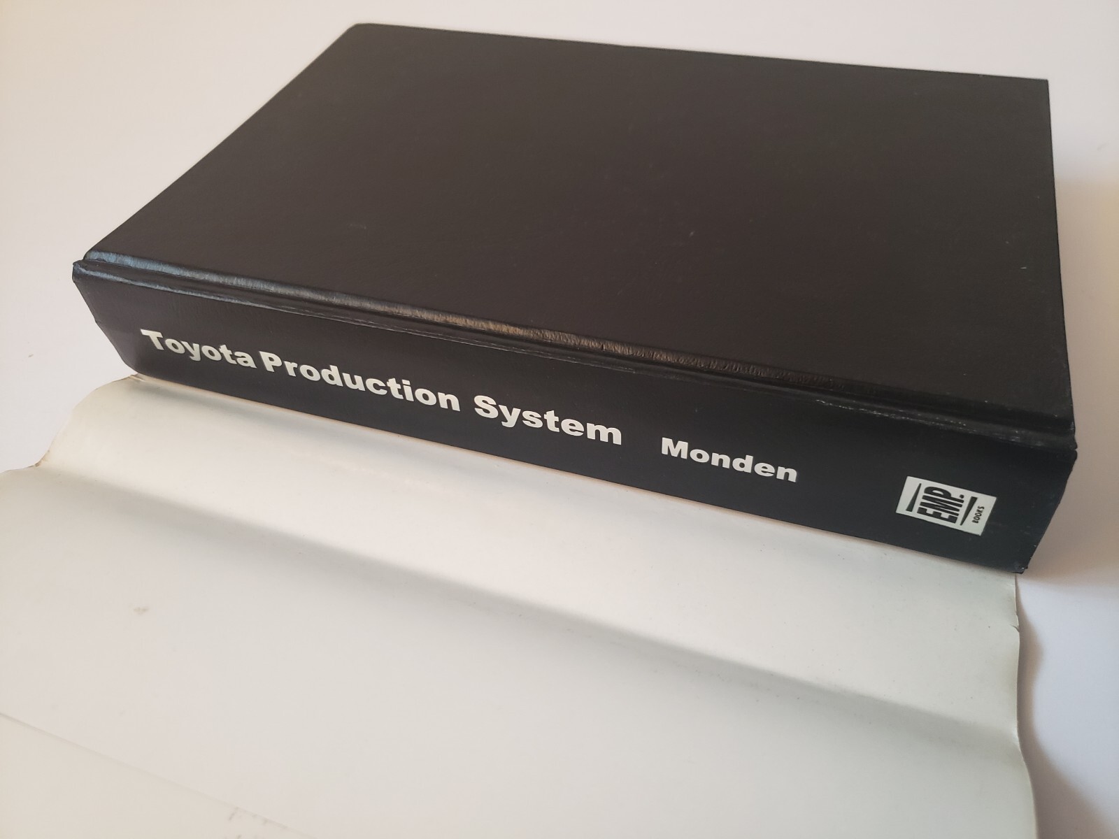 Toyota Production System : An Integrated Approach Book by Yasuhiro Monden 1998