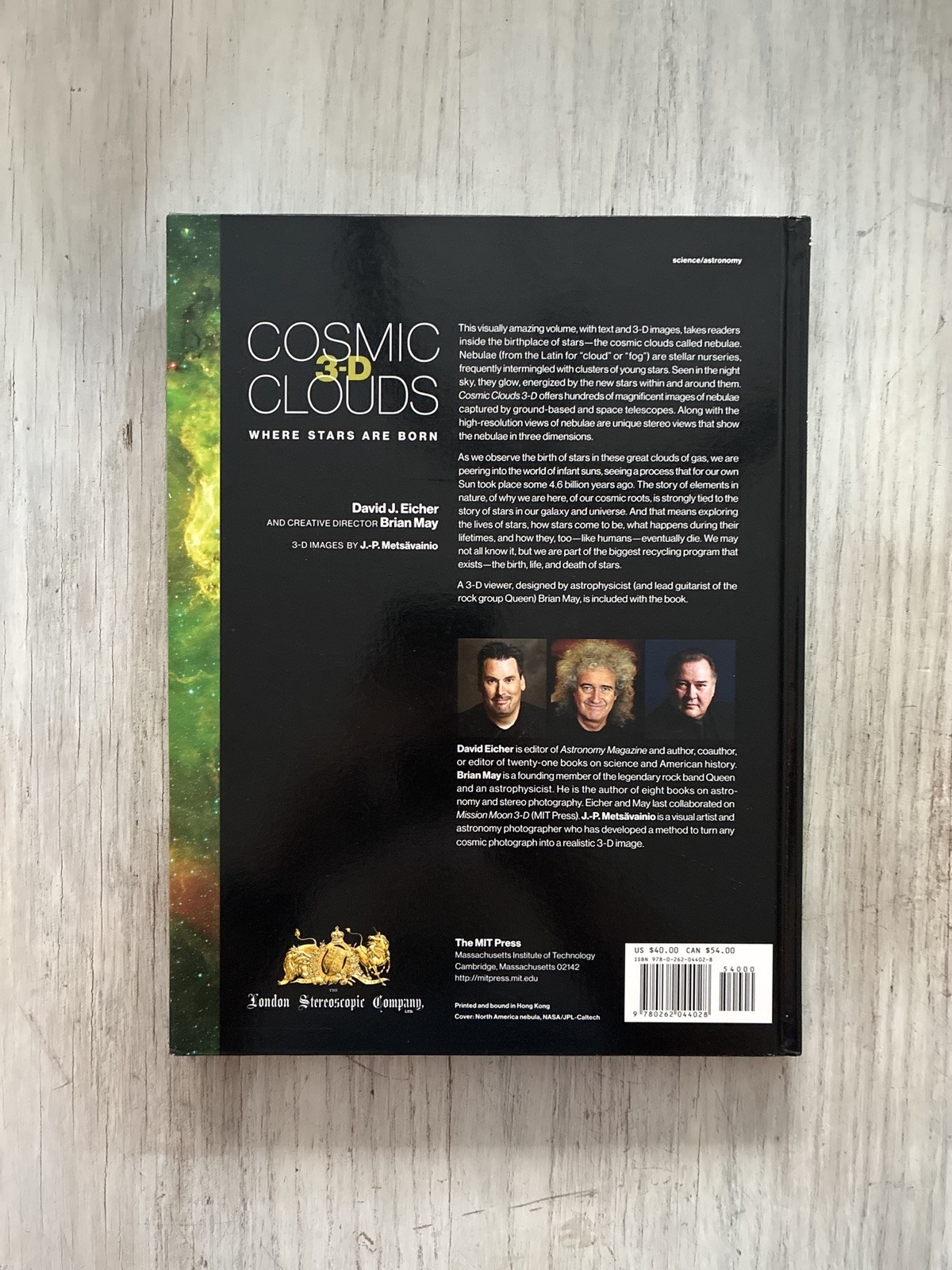 Cosmic Clouds 3-D Where Stars Are Born Brian May David J. Eicher w/ Glasses MIT
