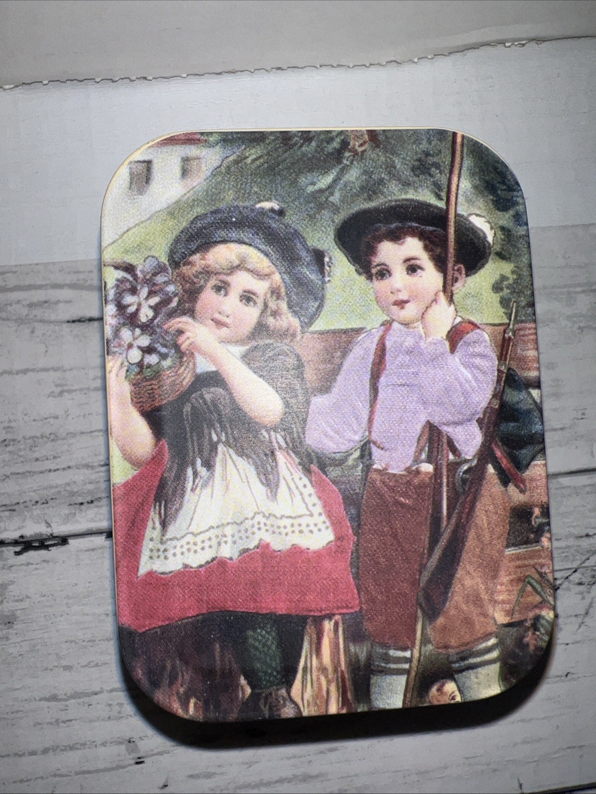 OLD-TIME CHILDREN VIGNETTES IN FULL COLOR (DOVER PICTORIAL)