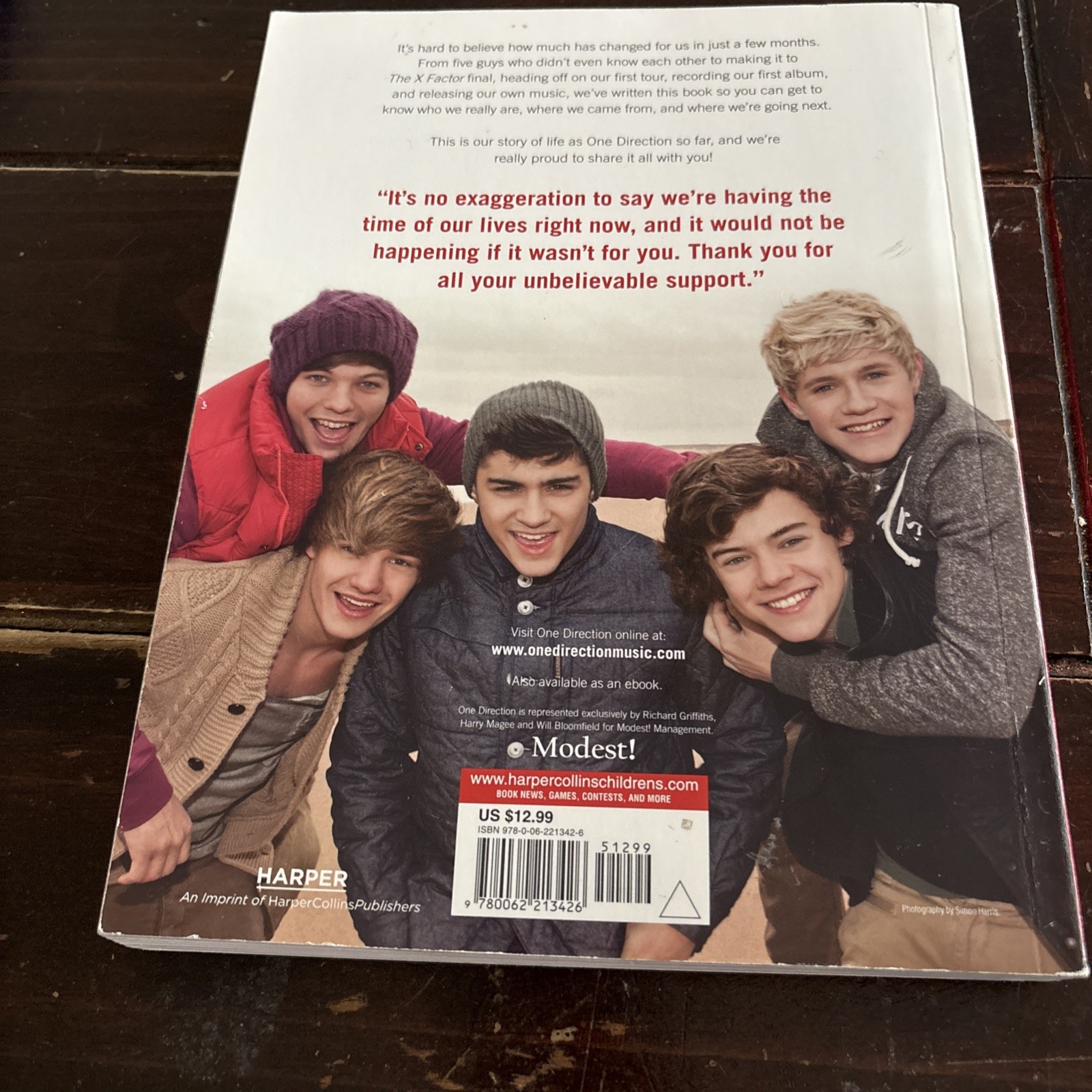 One Direction: Dare to Dream : Life As One Direction by One One Direction (2012,