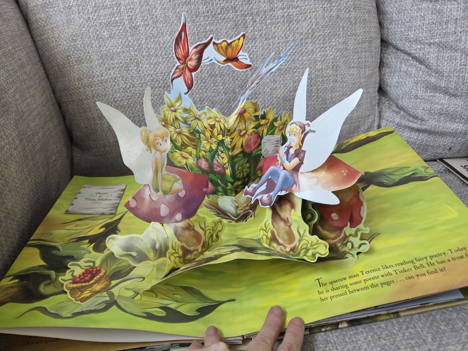 Pixie Hollow Pop-Up Hardcover Richards, Kitty Disney Books Tinker Bell