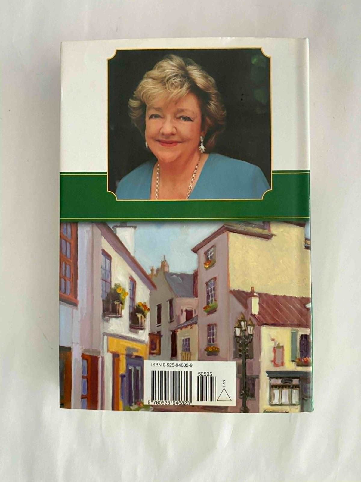 Quentins – Hardcover with Dust Jacket By Binchy, Maeve It’s possible to – GOOD