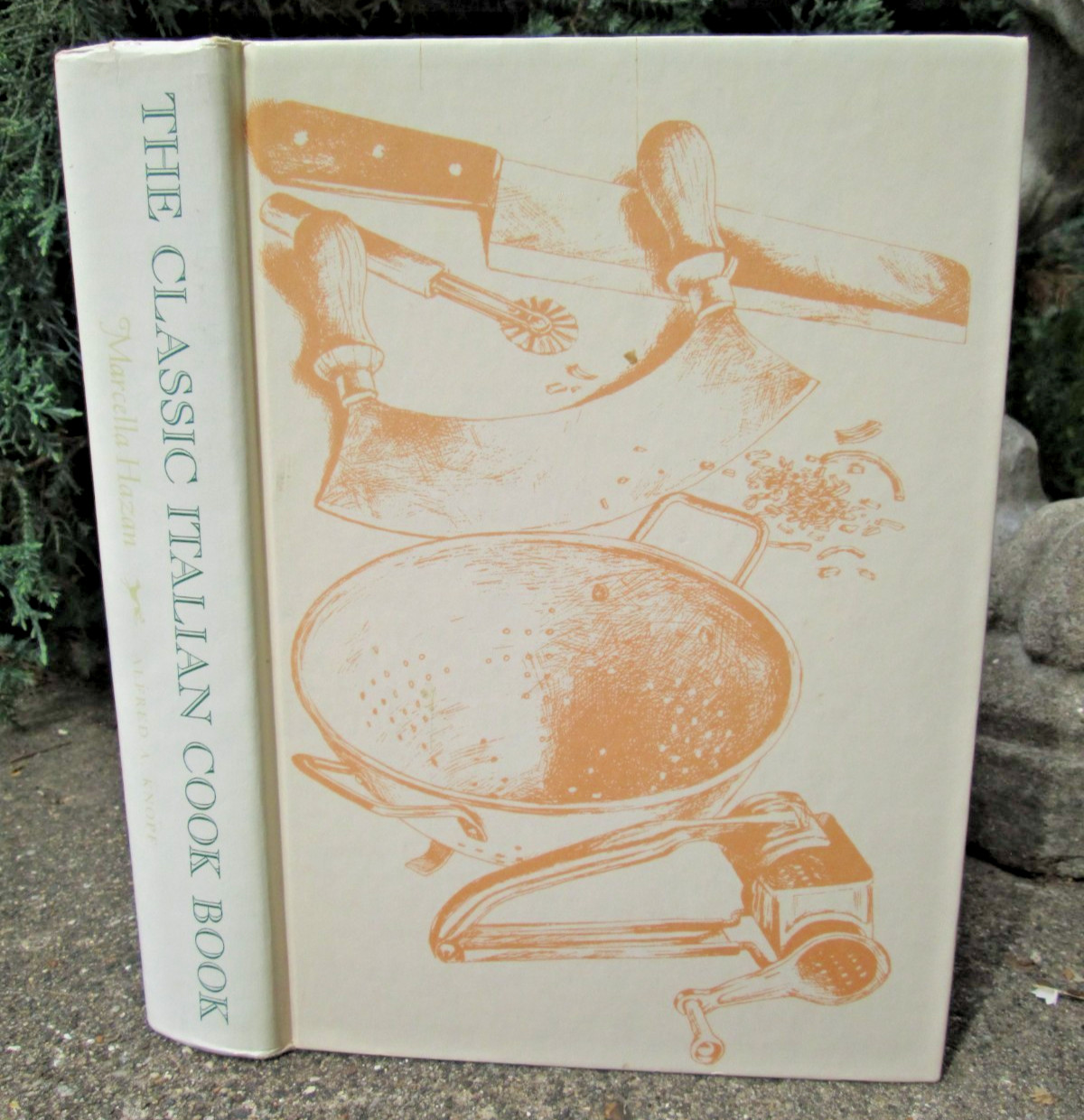 Classic Italian Cook Book The Art of Italian Cooking & Eating HC Marcella Hazan