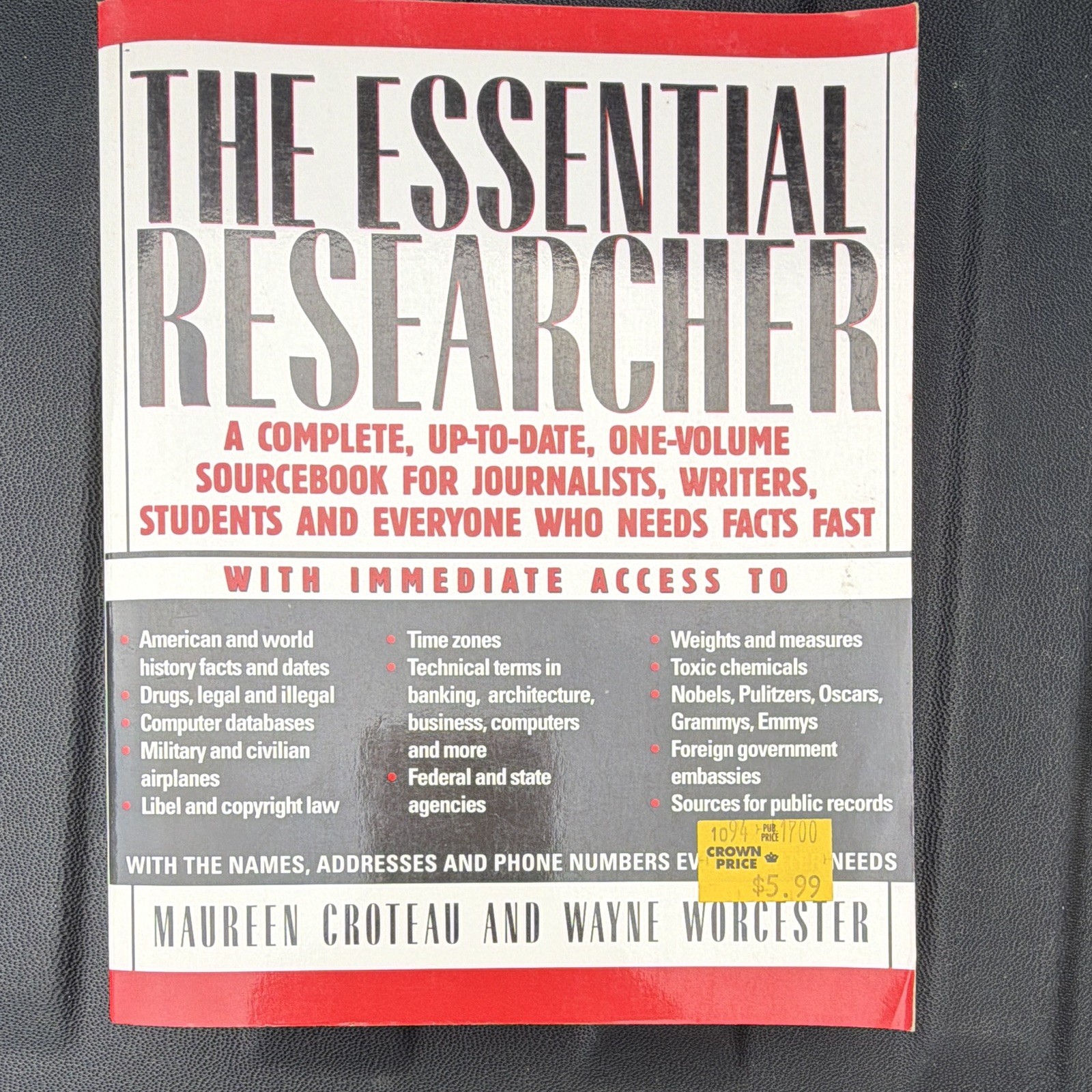 The Essential Researcher by Maureen Croteau & Wayne Worcester PB Harper 1993