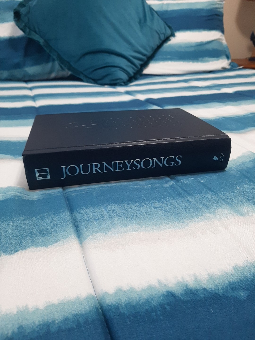 Journeysongs Hymnal Oregon Catholic Press OCP Publications 2003 HC