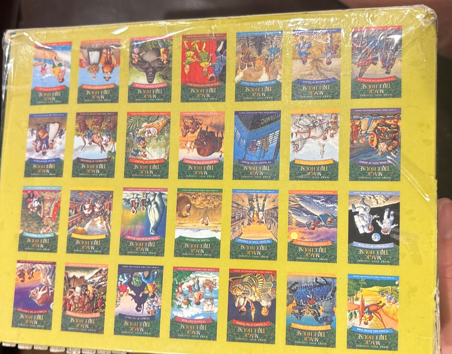 Magic Tree House 1–28 Box Set – Complete 28-Book Collection