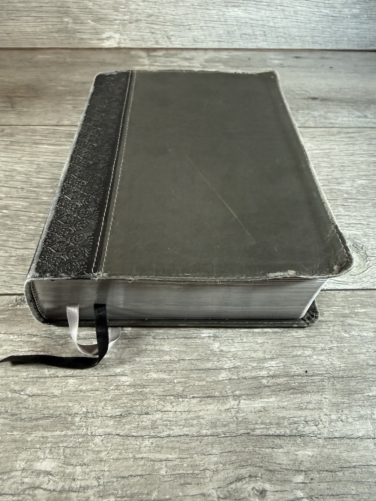 HCSB Holman Christian Standard Study Bible Indexed Gray Simulated Leather 2010