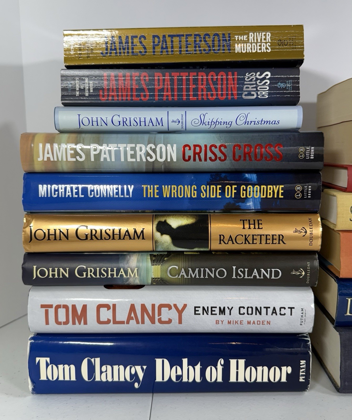 16 Mystery Thriller Crime Detective Novels – Assorted Fiction Book Lot