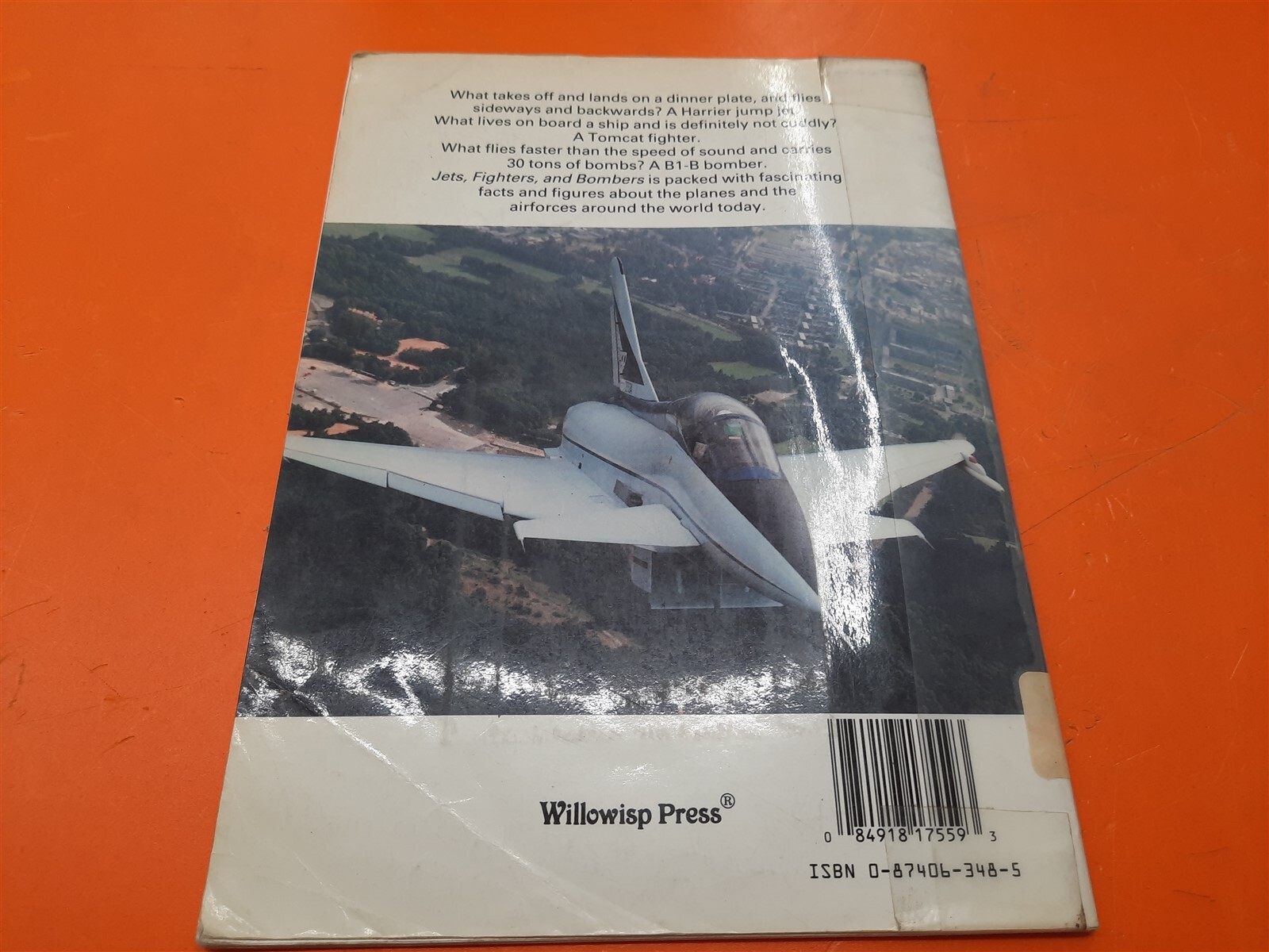 ⭐️⭐️⭐️⭐️⭐️ Jets, Fighters, And Bombers By Michael Taylor Paperback