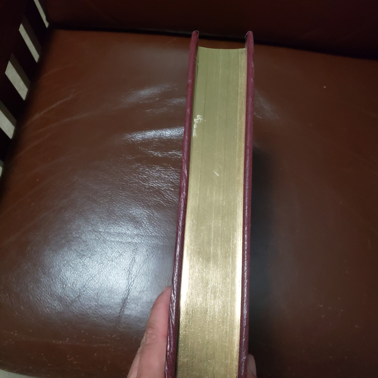 Holy Bible The Heirloom Family Bible King James Version Red Letter 1988 Like New