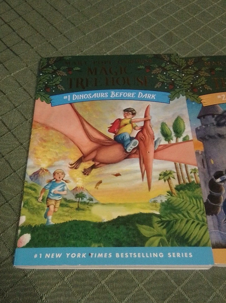 Magic Tree House Series 1,2,4 Dinosaurs Before Dark_Knight at Dawn 3 Paperback