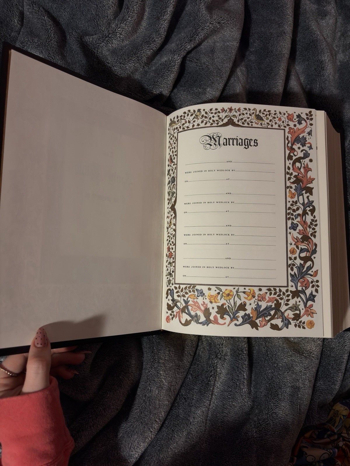 The Easton Press Holy Bible Collector’s Edition Leather Bound Illustrated KJV