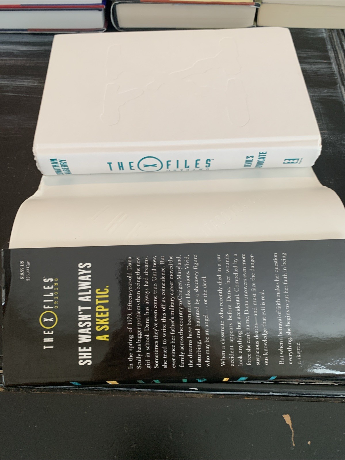 X-Files Origins: Devil’s Advocate by Jonathan Maberry 2017 HCDJ Signed 1st/1st E