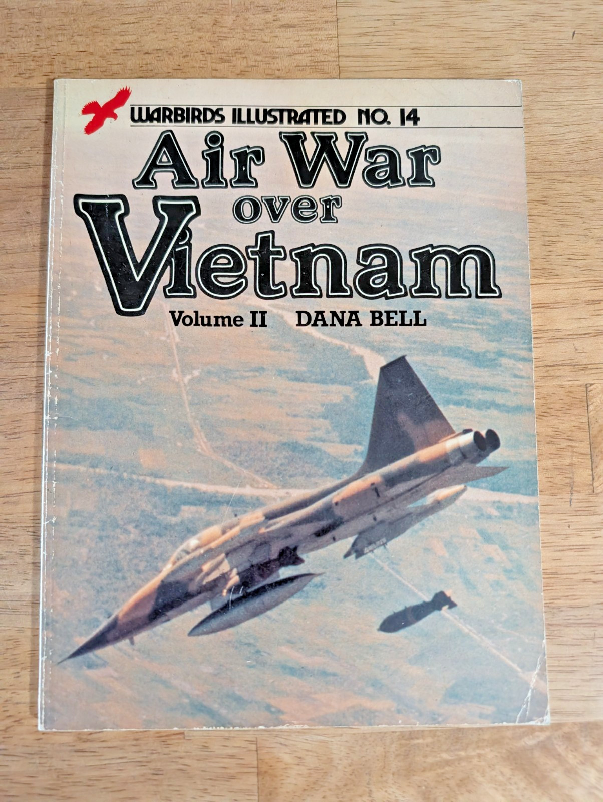 Fighter Jet Military Aircraft Airplanes Huge Lot of 15 Books C130 P38 F105 B24