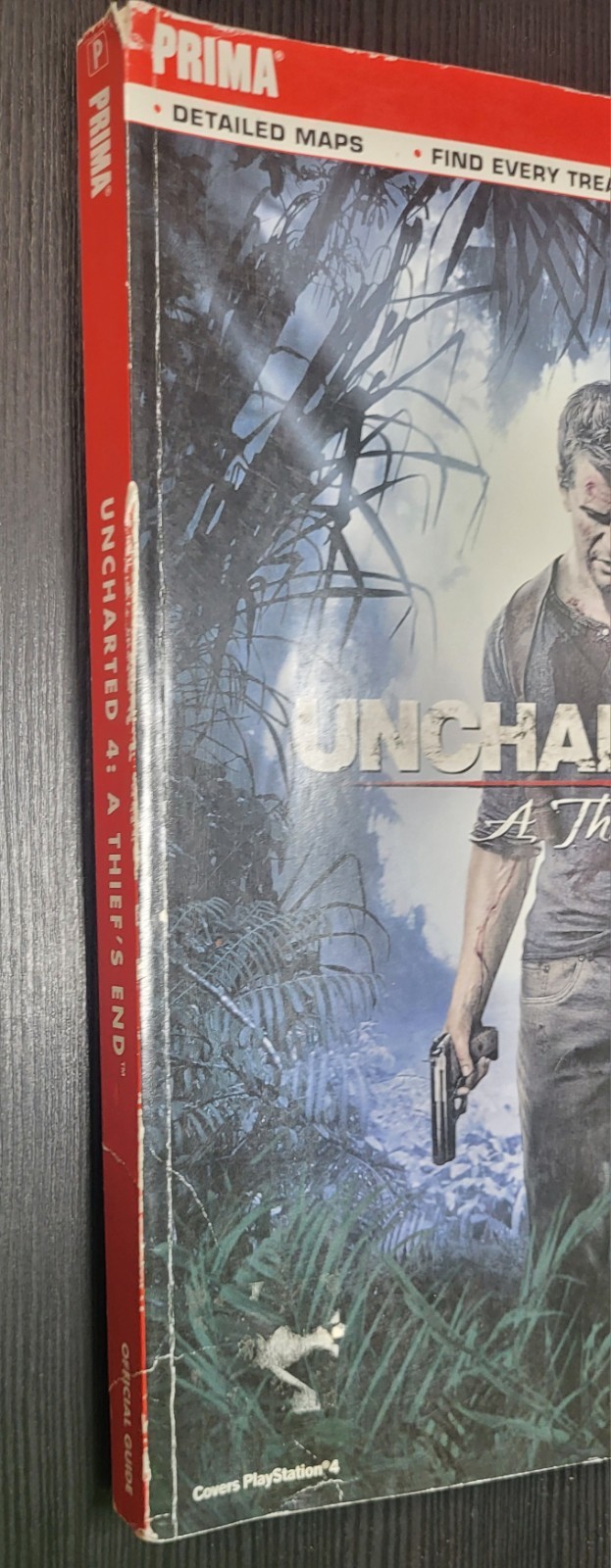 Uncharted 4: A Thief’s End Standard Edition Strategy Guide By Prima PS4