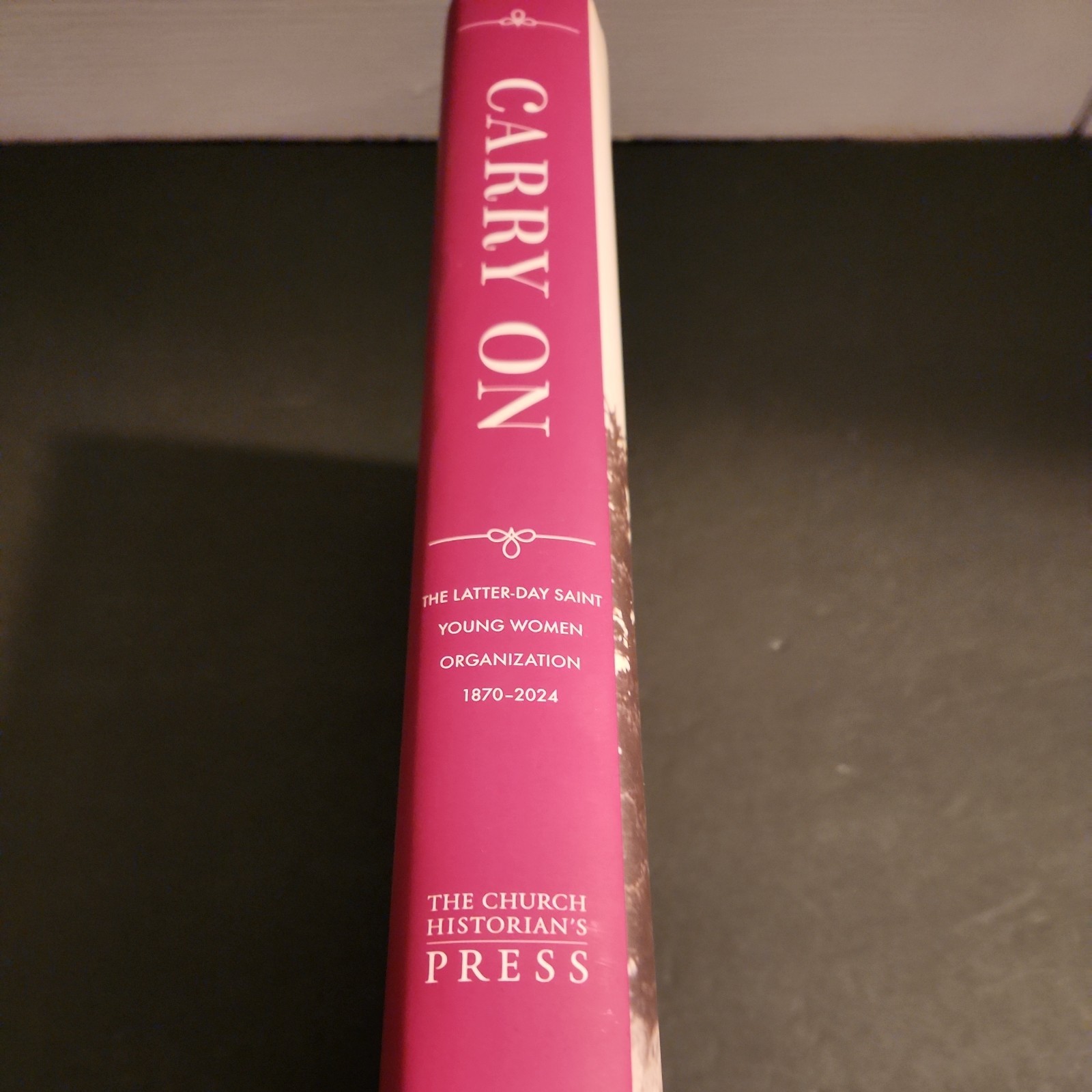 Carry On : The Latter-Day Saint Young Women Organization, 1870-2024 by Church…