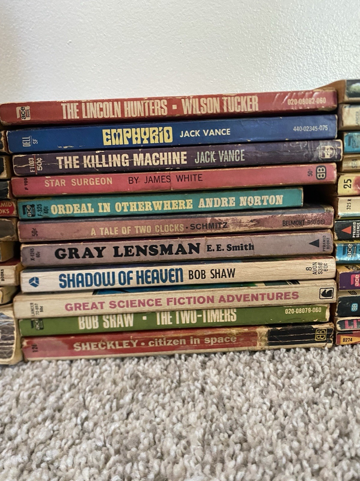 Lot Of 33 Vtg 50s 60s 70s Sci-fi Fantasy Horror Pulp Fiction Paperback Novels