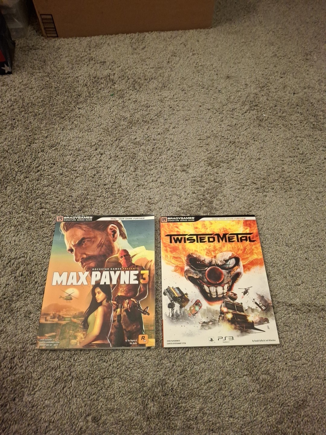 Lot of 9 Video Game Strategy Guides Spider-Man, Twisted Metal, Halo, COD, 007