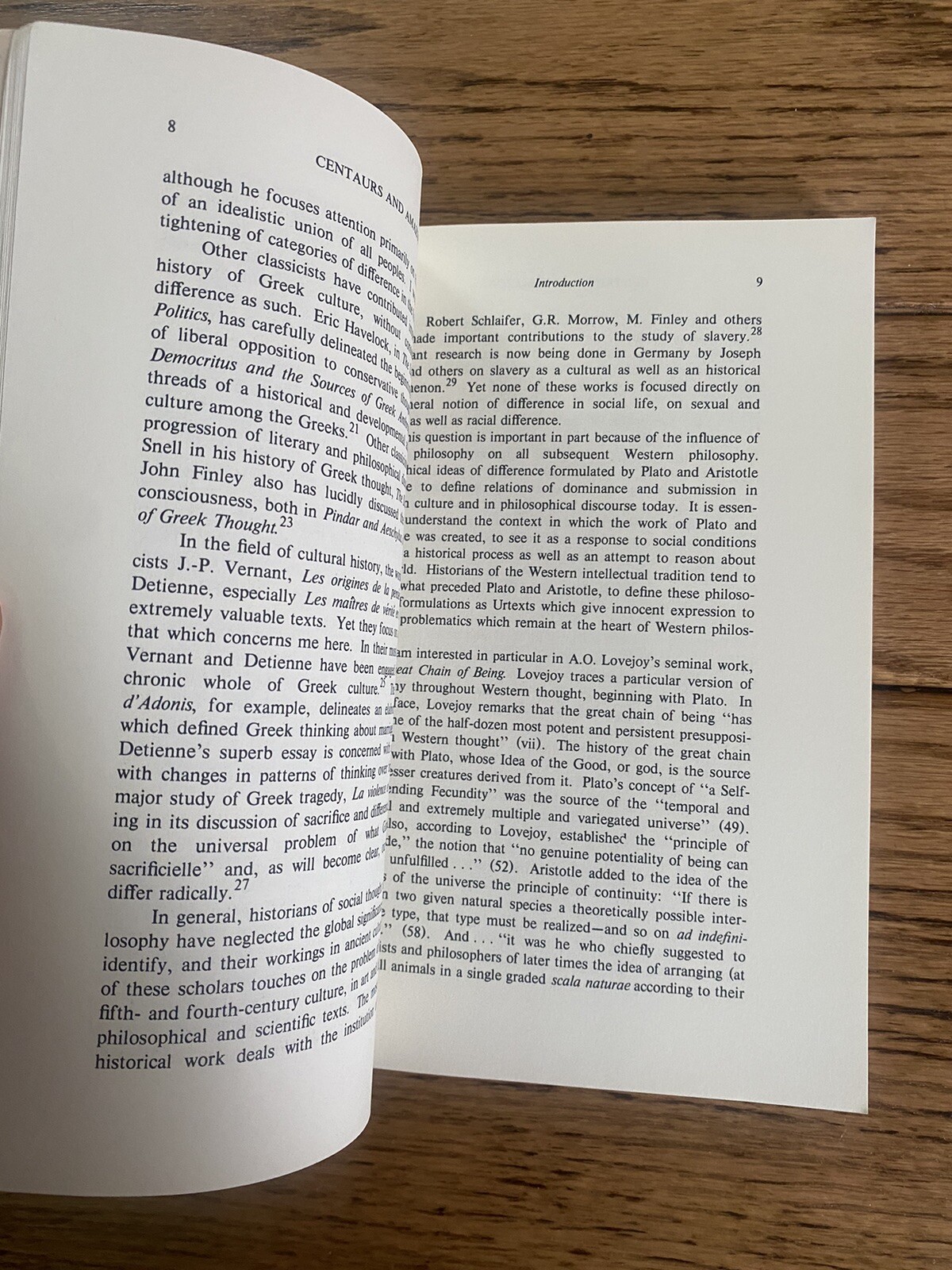 Centaurs and Amazons Women and the Pre-History Great Chain of Being/ duBois