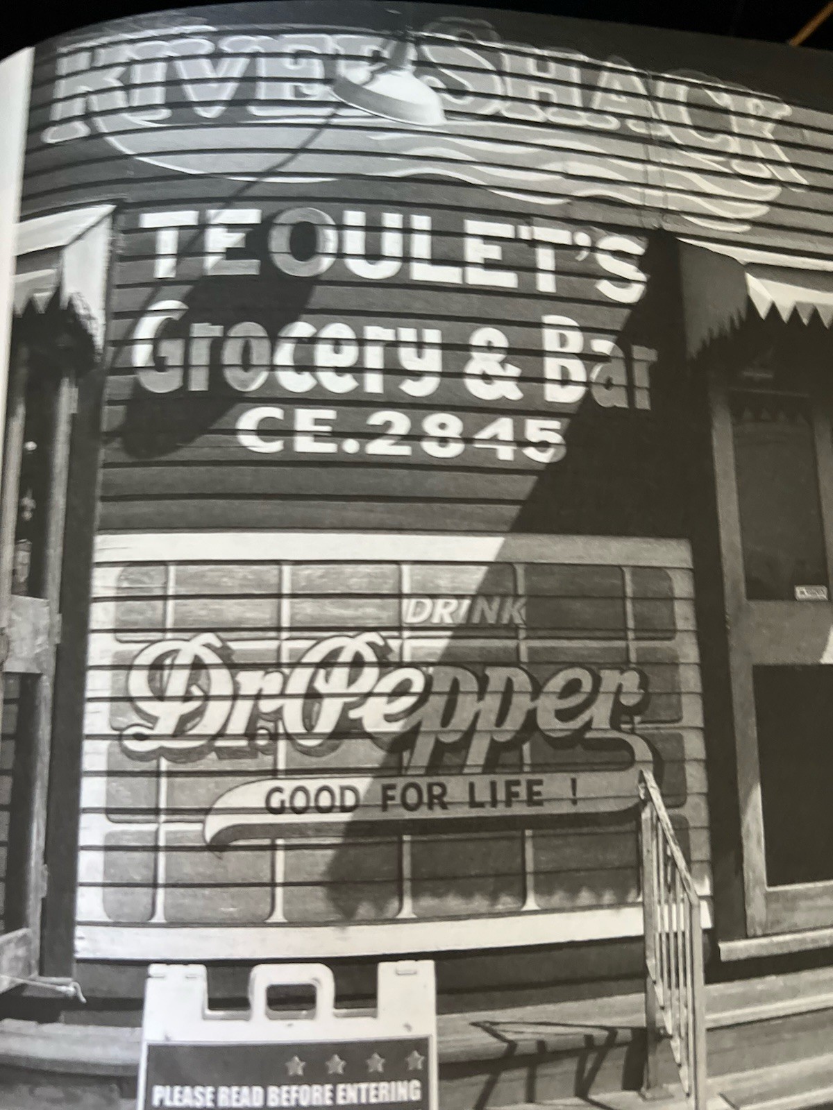 Guy Fierl Diners Drive-lns And Dives 250 Pages