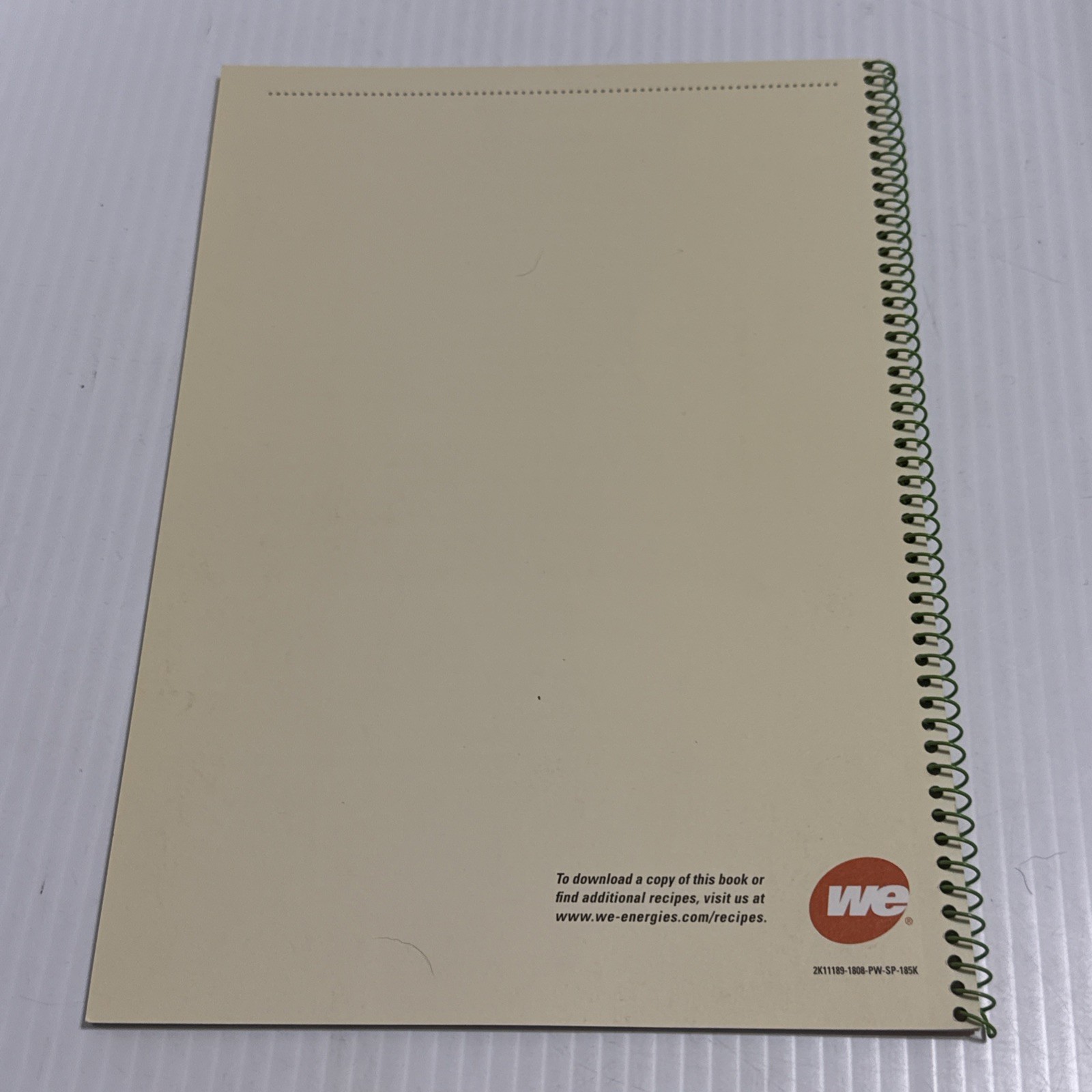 We Energies Cookie Book 2011 – 33 Color Pages – 38 Recipes