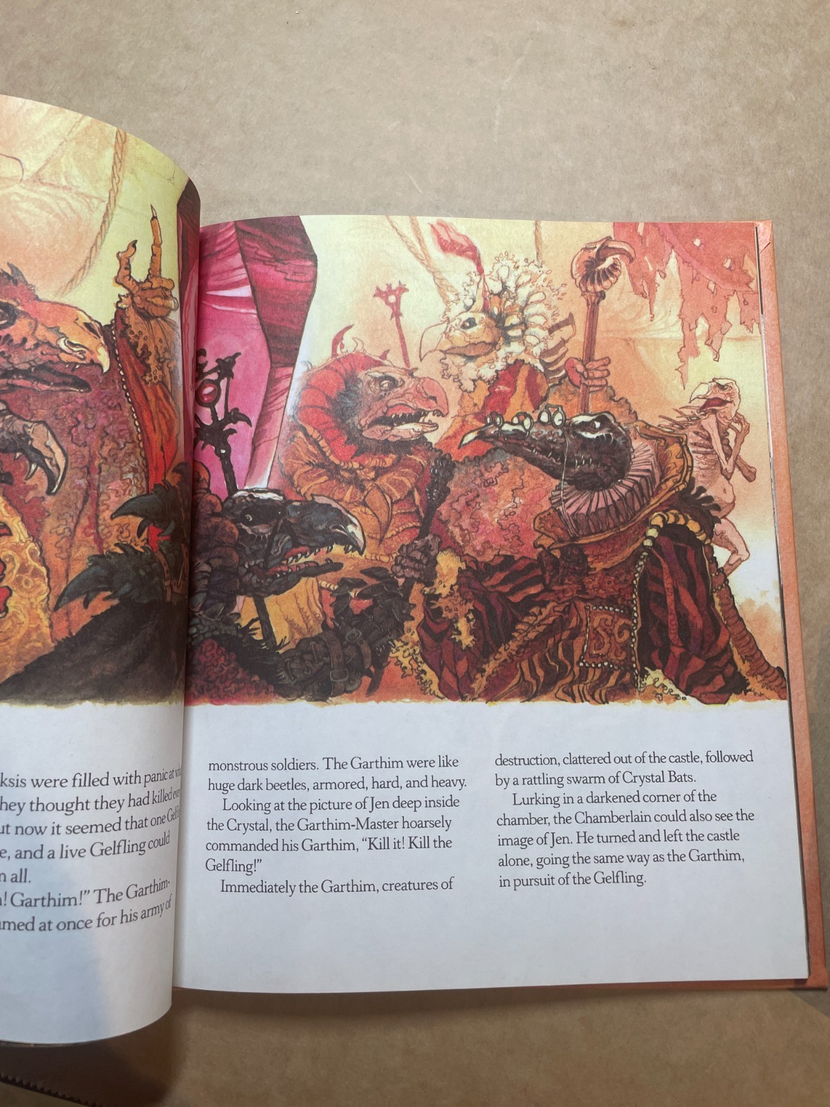 Vintage 1982 The Tale of The Dark Crystal Book & VHS Tape TESTED
