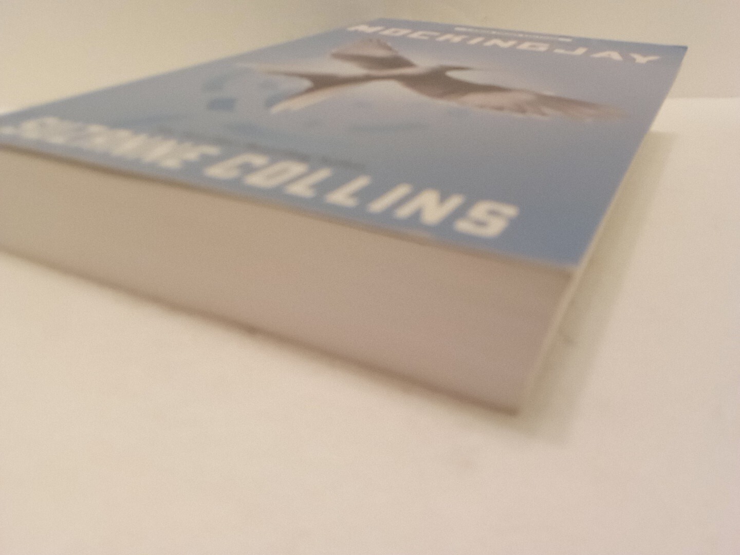Mockingjay ~ Lage Print Edition (The Hunger Games) Suzanne Collins paperback