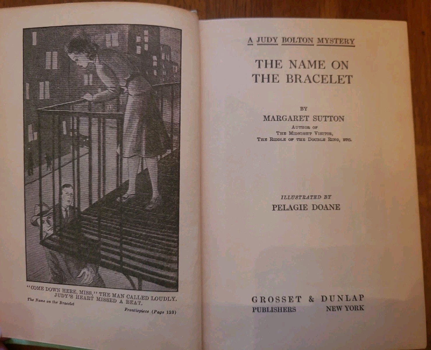 The Name on the Bracelet by Margaret Sutton Judy Bolton Mystery Series 1940 Ed