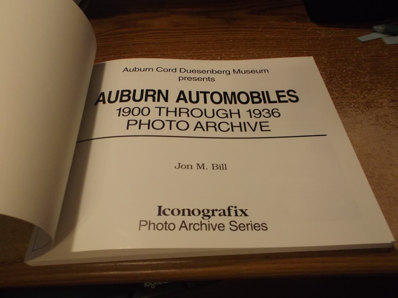 Auburn Automobiles 1900 – 1936 Photo Archive – Jon Bill – SC