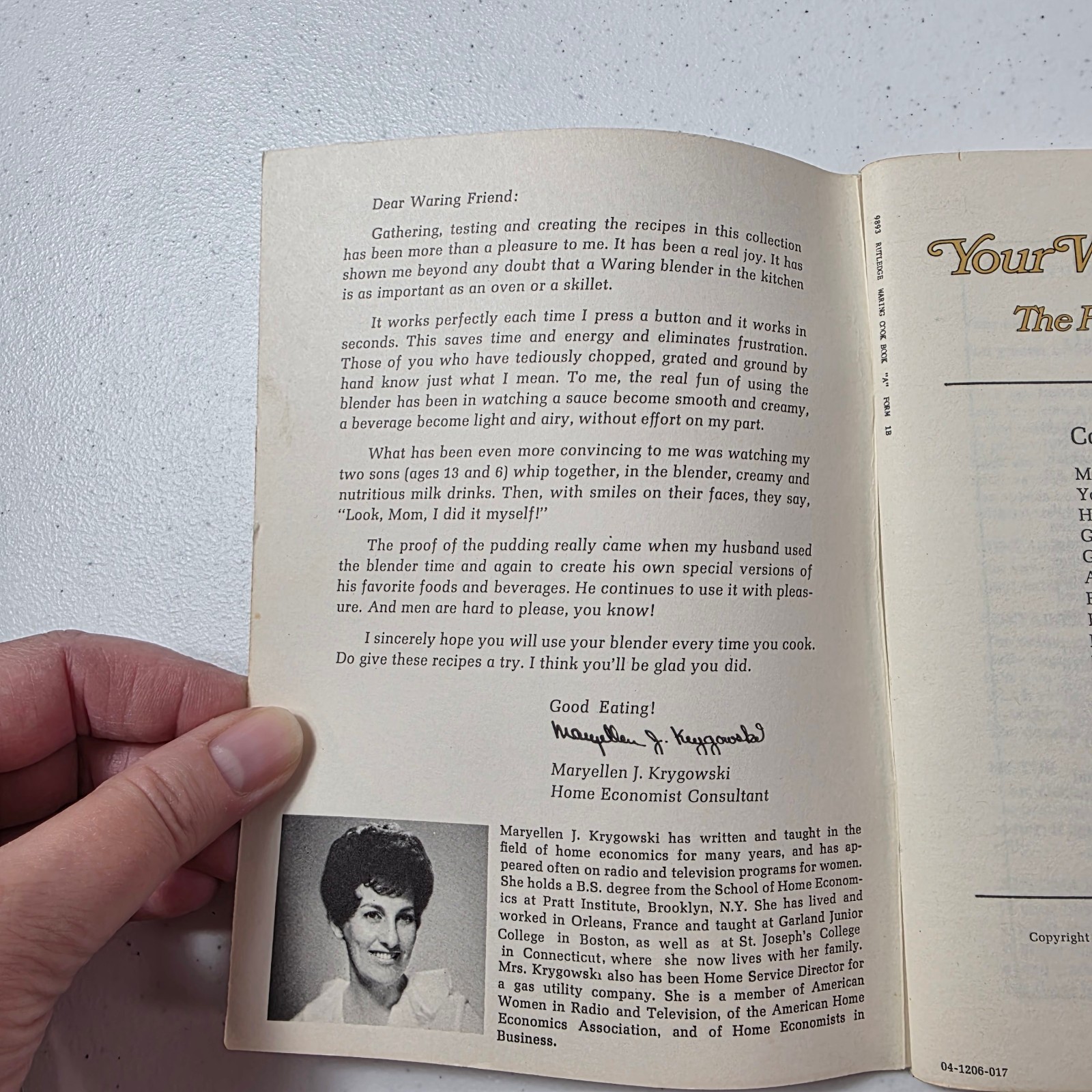 1969 Waring 14 Speed Blender Recipe Book “The Pleasure of Blending” 92 Pages