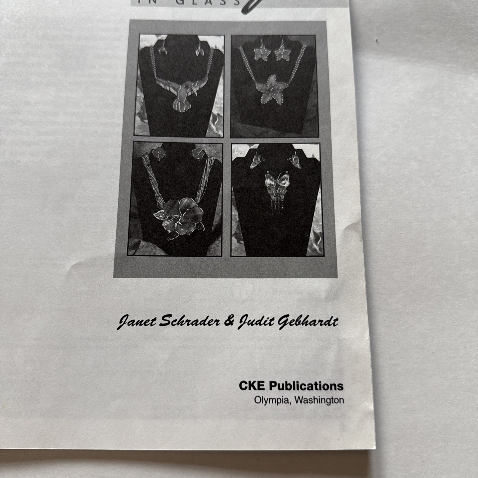 Sensational Jewelry In Glass Paperback Book 28 Pages