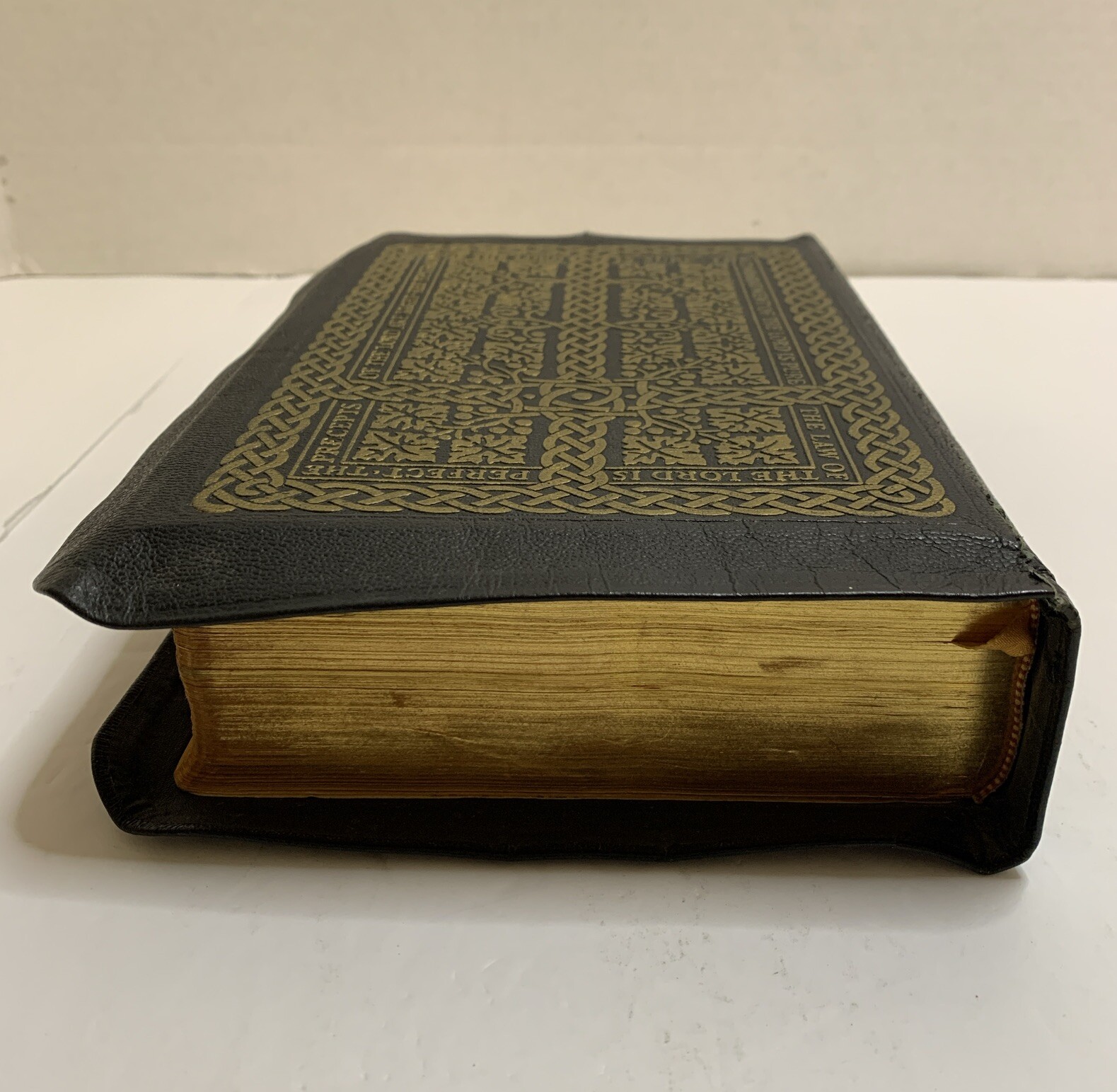 The Holy Bible 1950 Golden Book Edition Thumb Leather Binding KJV USA