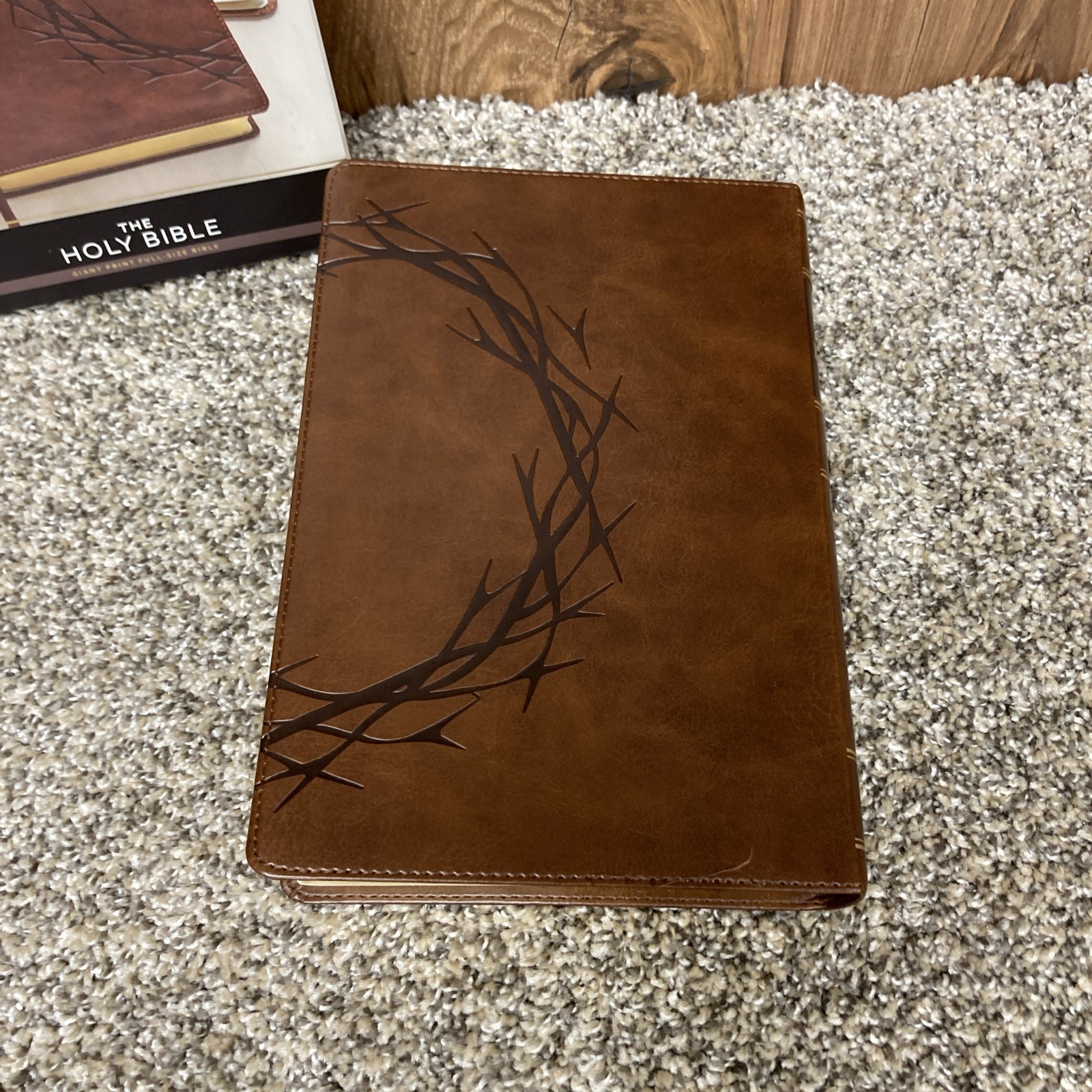 KJV Giant Print Bible | Indexed | Brown Crown of Thorns | red letter