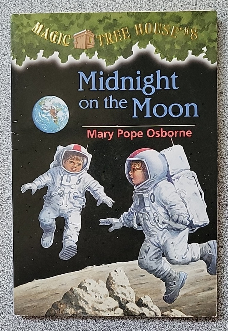 1996 MIDNIGHT ON THE MOON (Magic Tree House, No. 8) by Mary Pope Osborne PB book