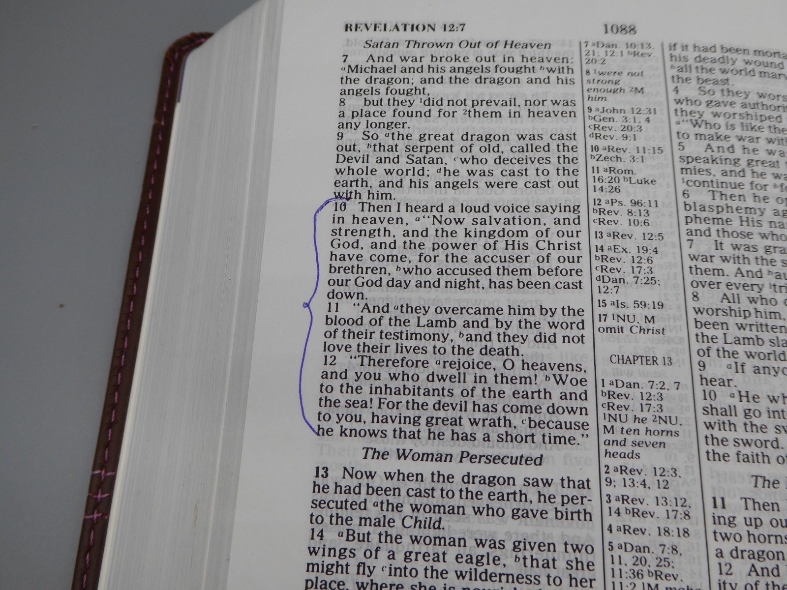 NKJV Ultrathin Reference Bible, Brown/Pink LeatherTouch with Magnetic Flap
